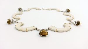 MOOMOOTH collier Patricia Lemaire os argent 925 or 750 ambre brute21RET031