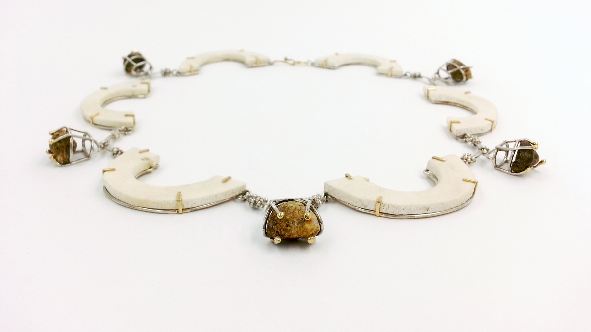 MOOMOOTH collier Patricia Lemaire os argent 925 or 750 ambre brute21RET031