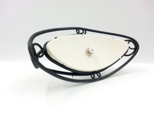 EGG AND PEARL 4 broche argent oeuf d autruche perle ancienne systeme laiton et inox 2017 Patricia lemaire3